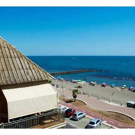 Mykonos Lido di Ostia